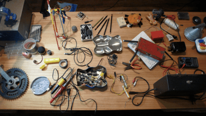 Mesa de fabricación juguetes